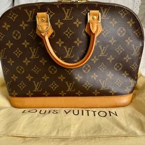 LOUIS VUITTON MONOGRAMMED ALMA MM